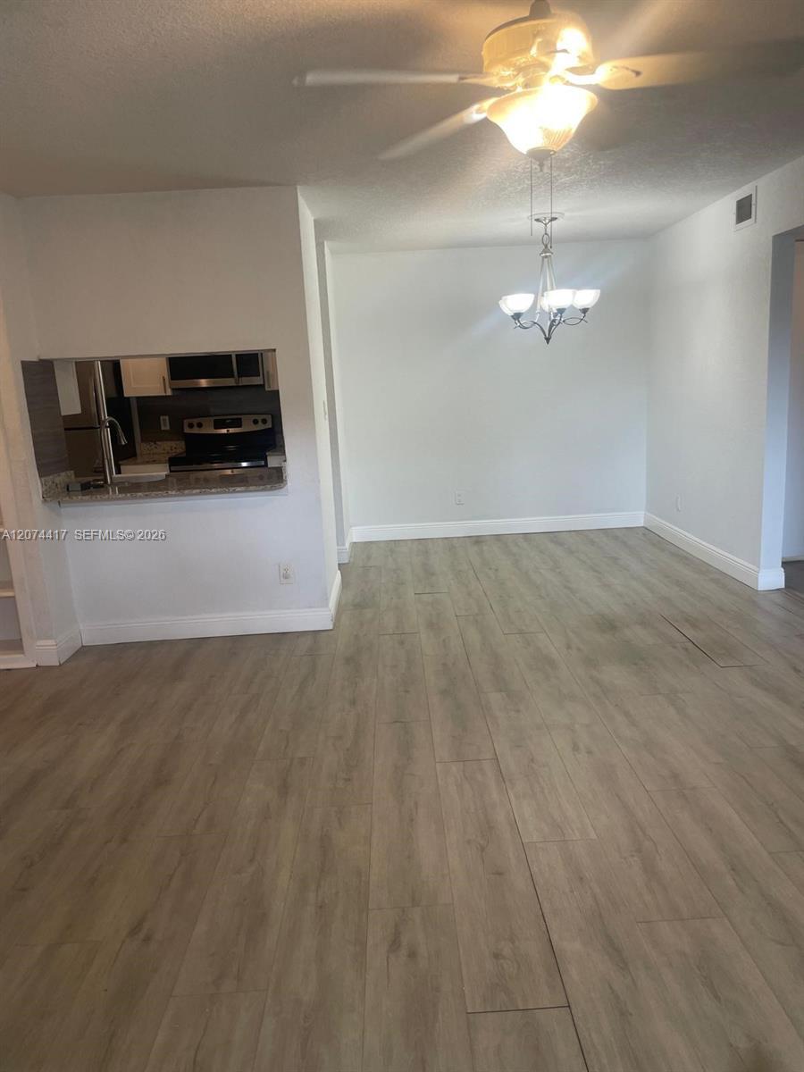 927 Riverside Dr # 320, Coral Springs FL 33071 photo 3