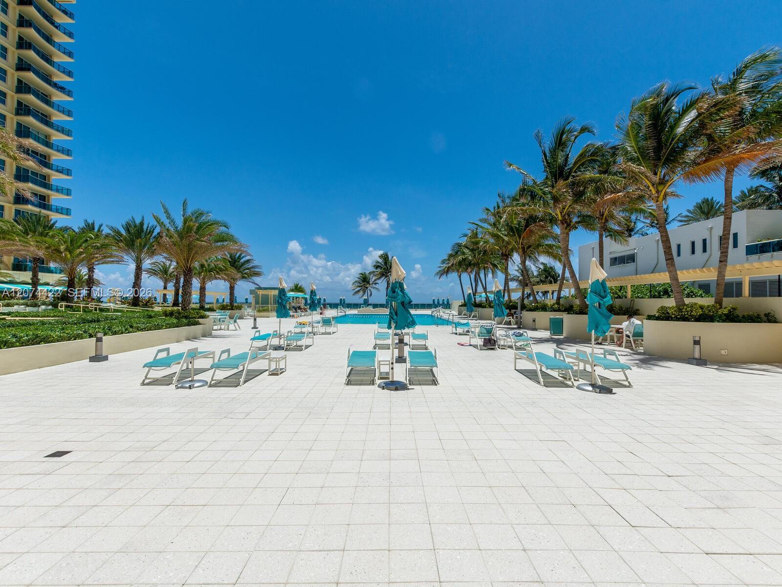 2501 S Ocean Dr # 1620, Hollywood FL 33019