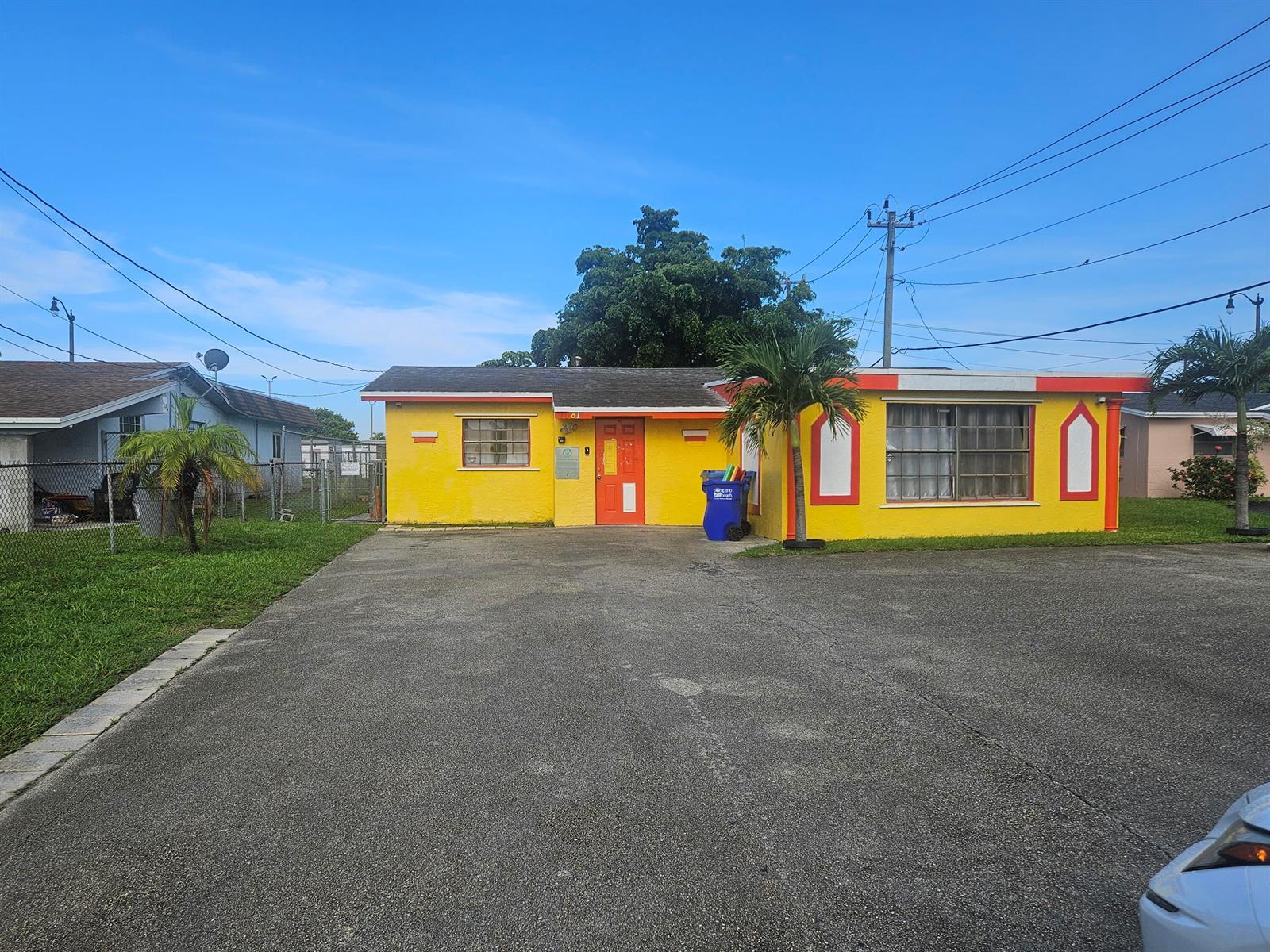 1081 NW 24th Avenue, Pompano Beach FL 33069