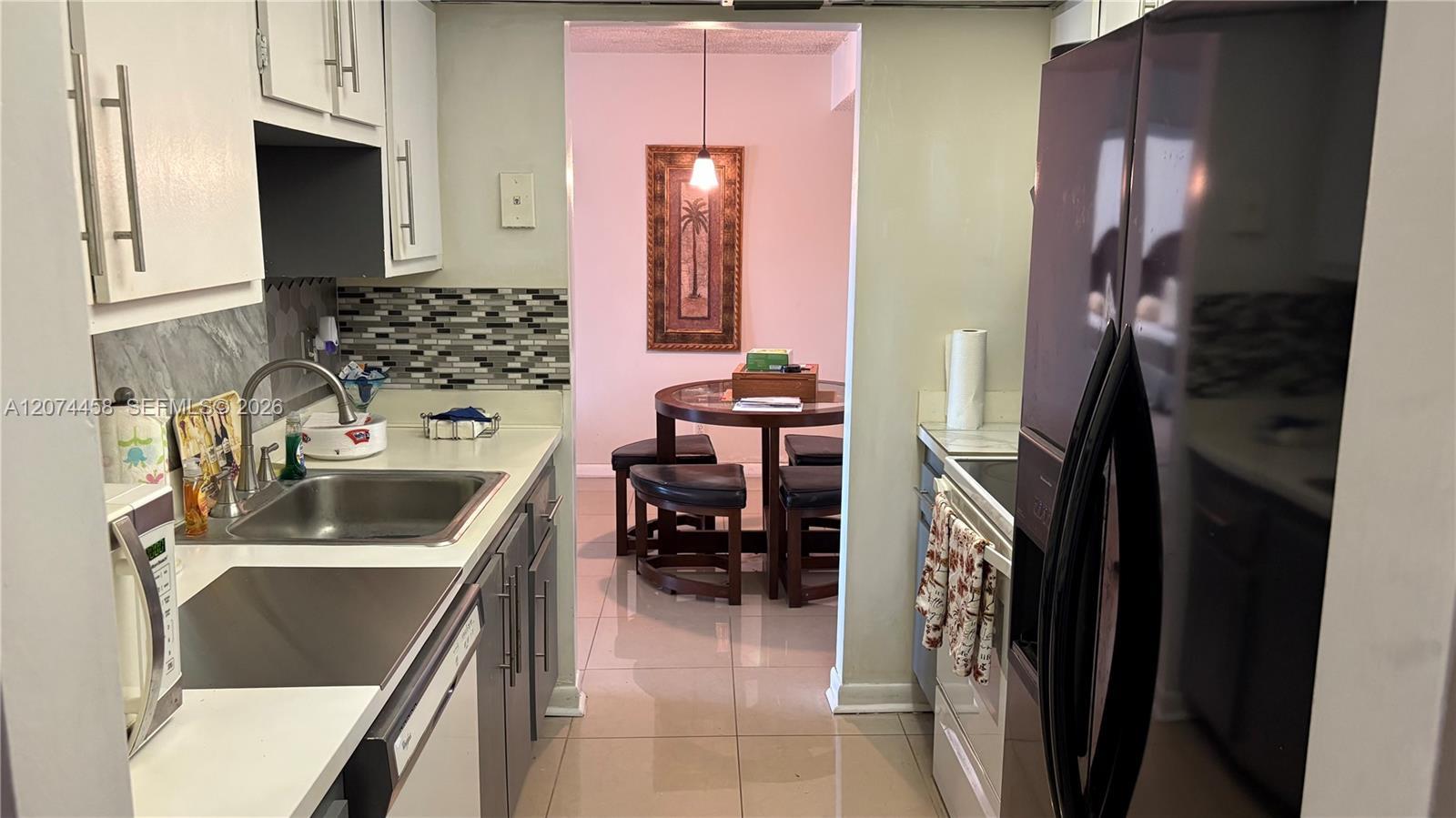 3120 N Pine Island Rd # 307, Sunrise FL 33351