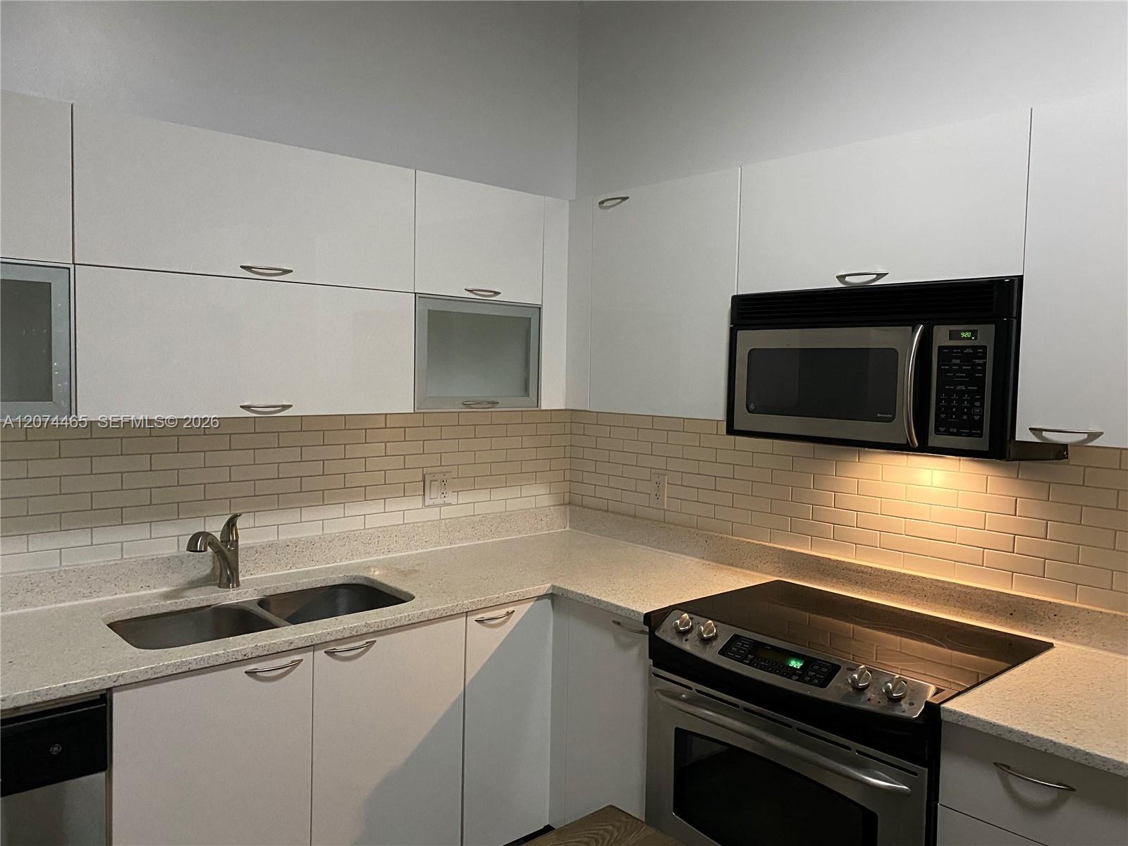 133 NE 2nd Ave # 3404, Miami FL 33132 photo 5
