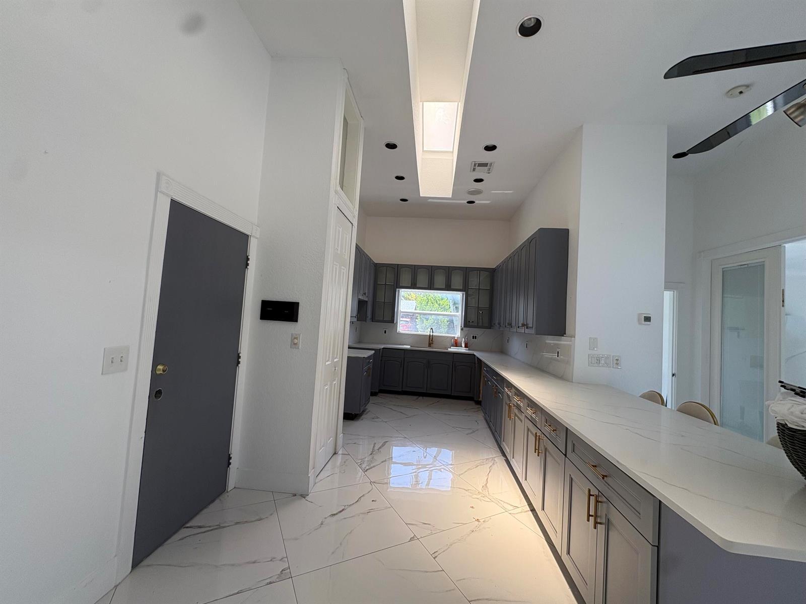 641 NW 28TH Street, Wilton Manors FL 33311 photo 4