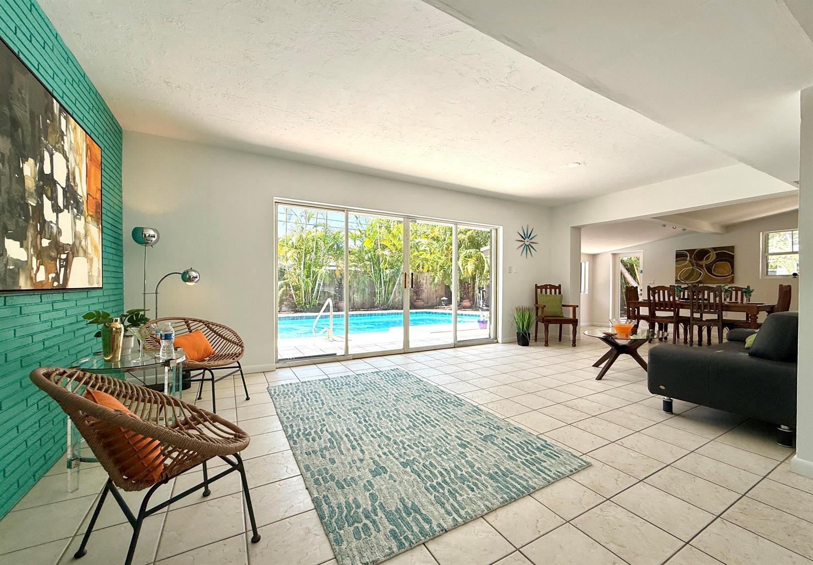 1532 NE 27TH Drive, Wilton Manors FL 33334 photo 2