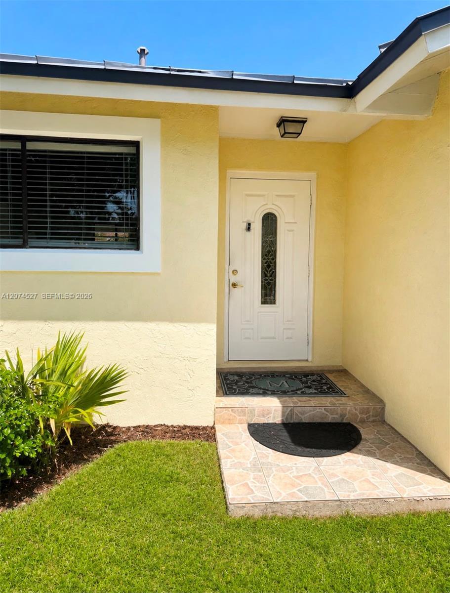 27726 SW 132nd Ct, Homestead FL 33032 photo 2