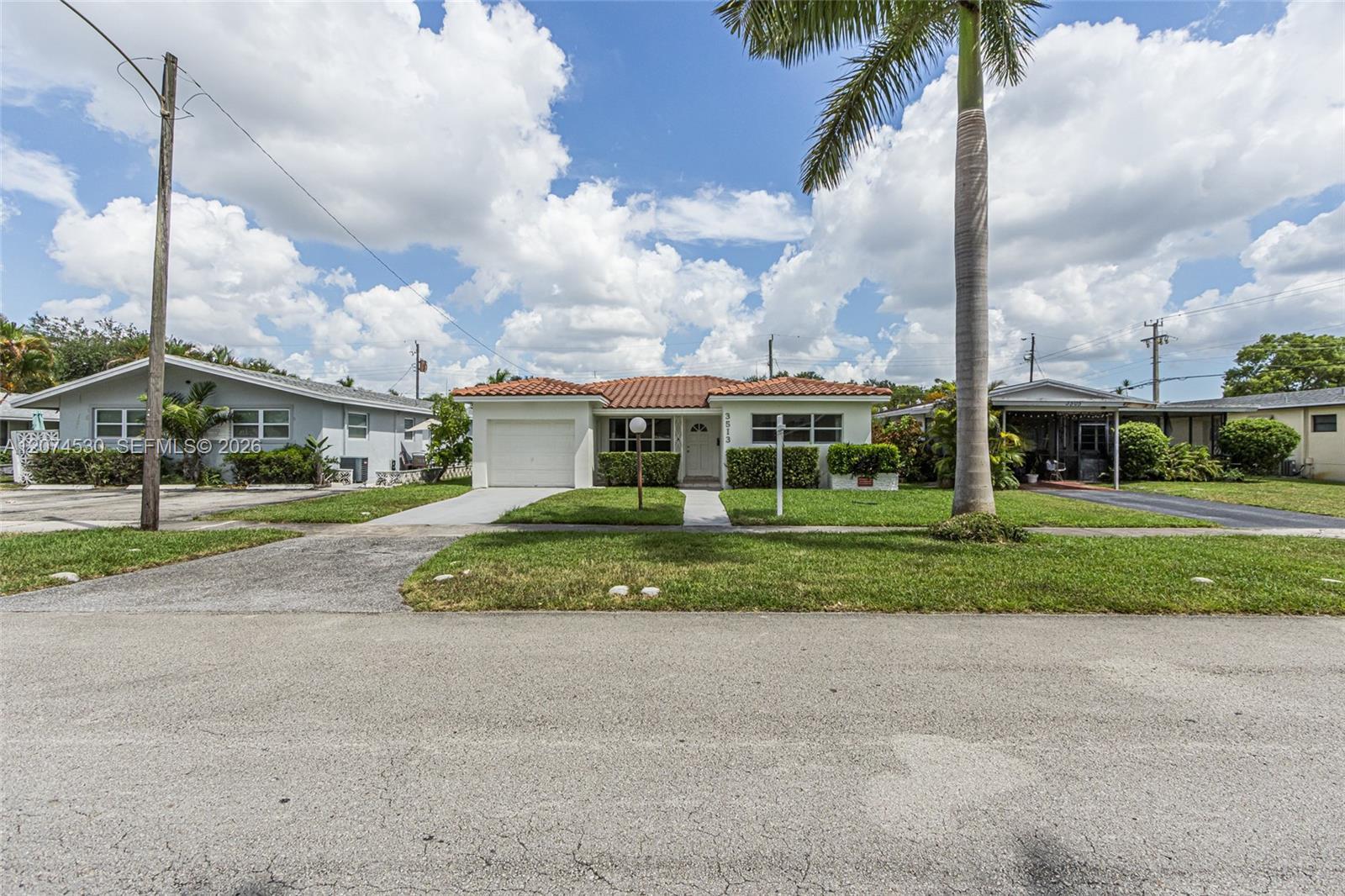 3513 Polk St, Hollywood FL 33021 photo 3