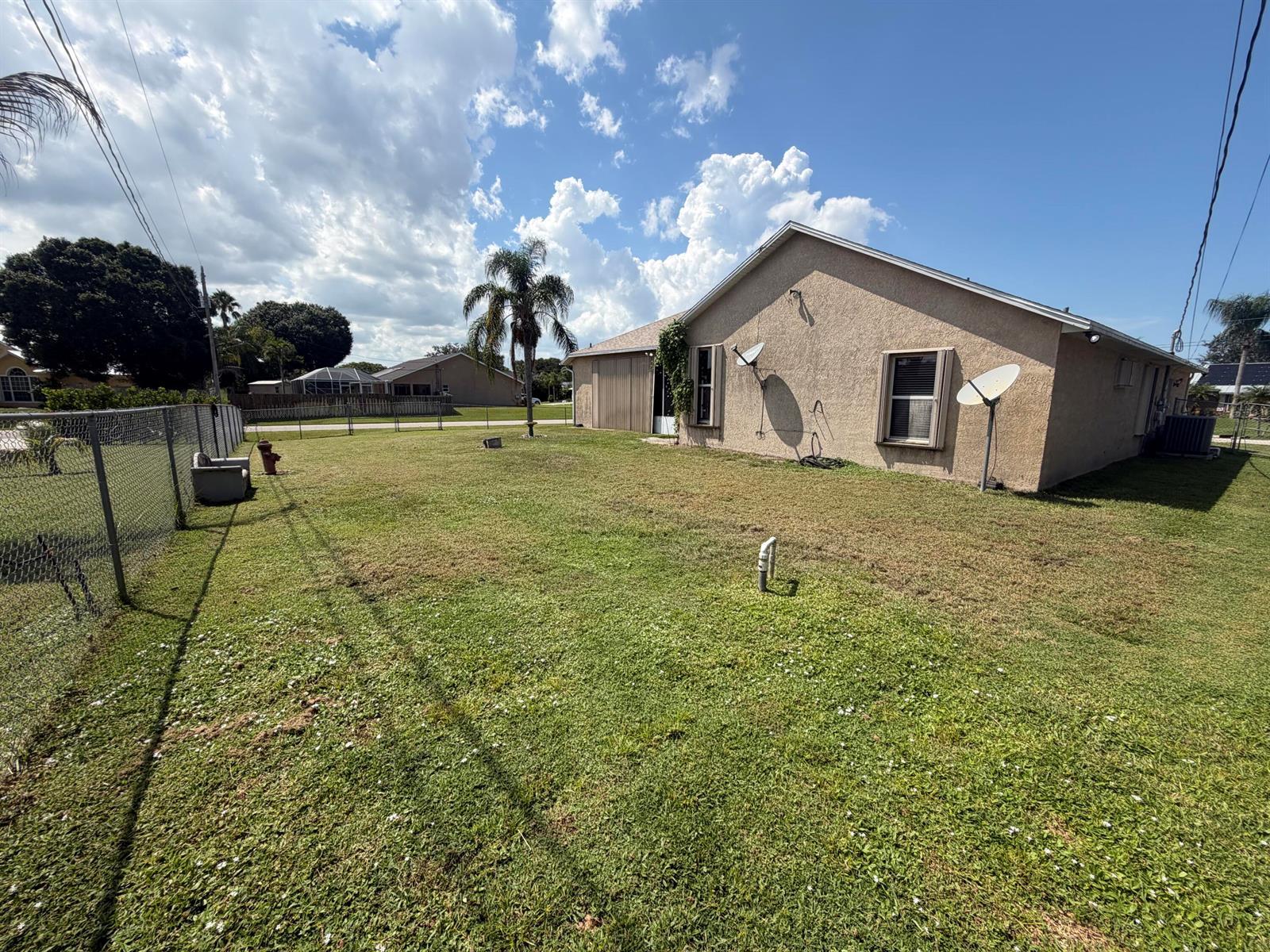 606 SE STOW Terrace, Port St. Lucie FL 34984 photo 5