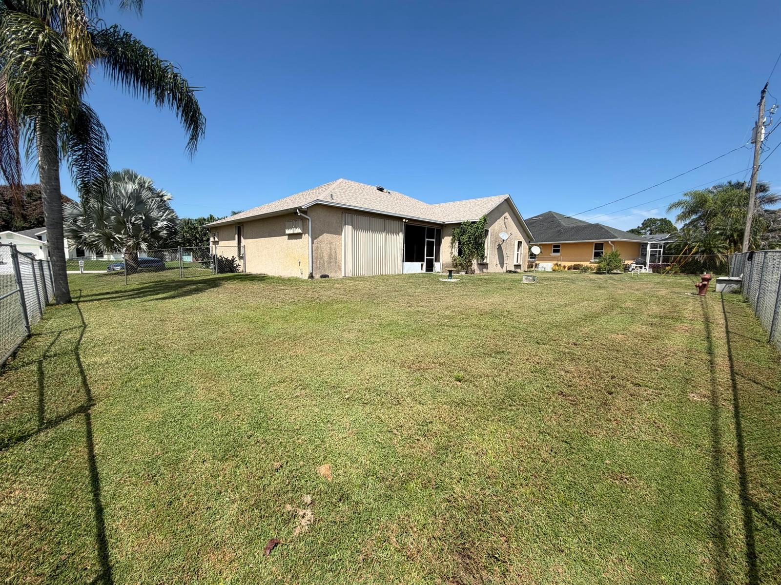 606 SE STOW Terrace, Port St. Lucie FL 34984 photo 4