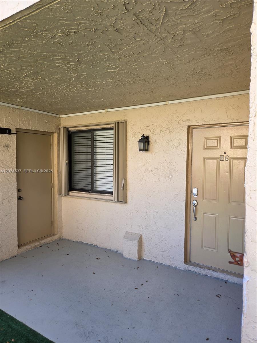8041 Southgate Blvd # H6, North Lauderdale FL 33068 photo 2