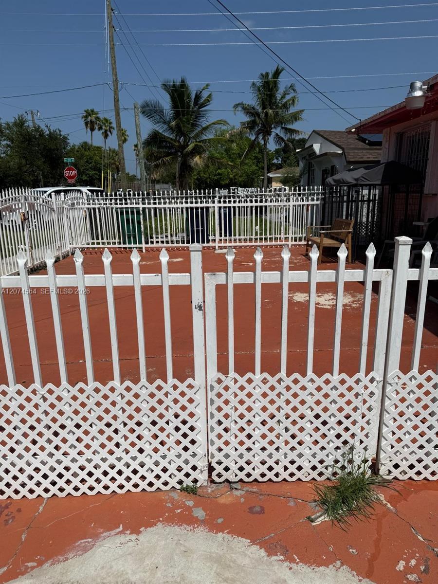 3010 NW 32nd St, Miami FL 33142 photo 5