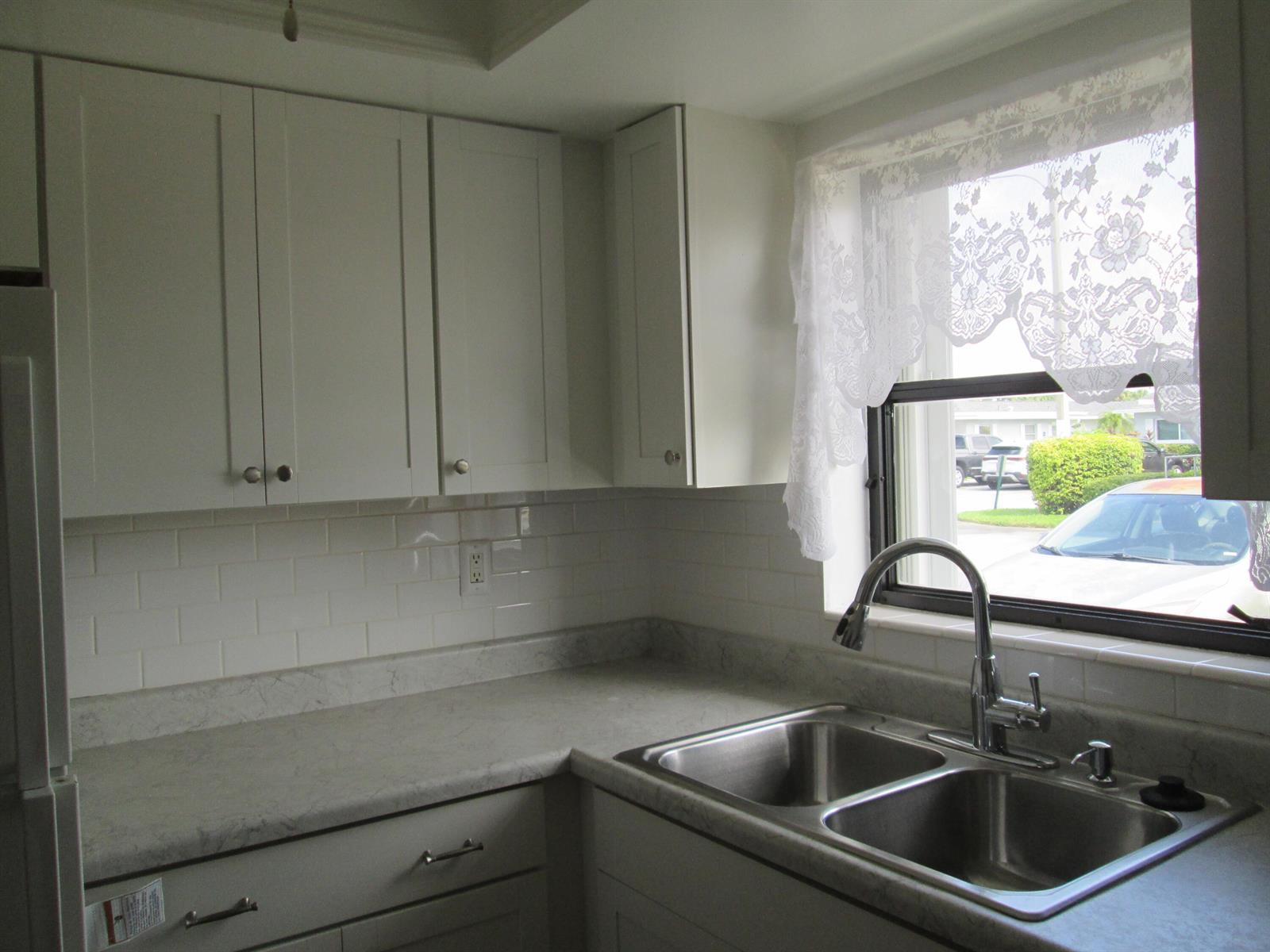 2611 W BARKLEY Drive W, West Palm Beach FL 33415 photo 5