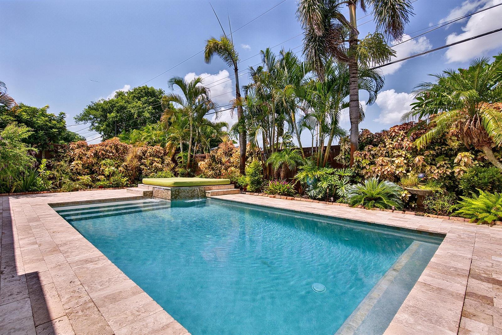 4821 NE 6th Avenue, Oakland Park FL 33334 photo 2