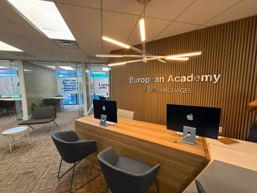 25 SW 9th St suite 201, Miami FL 33130 photo 2