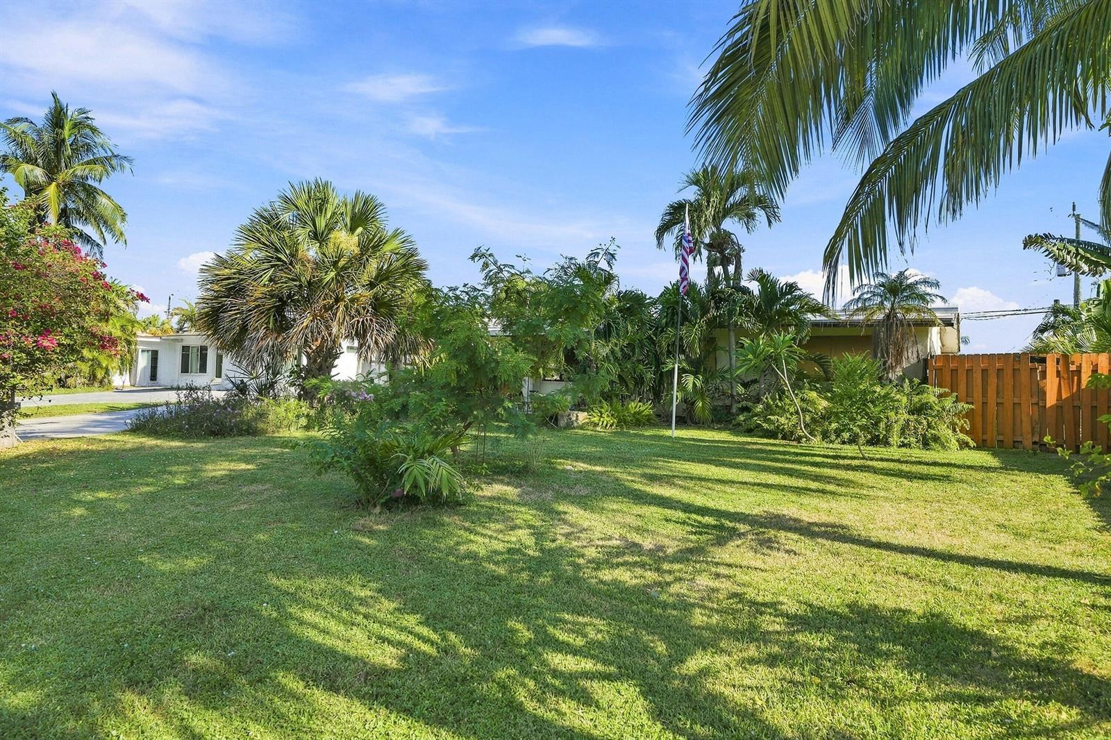 2511 NE 12TH Court, Pompano Beach FL 33062 photo 2