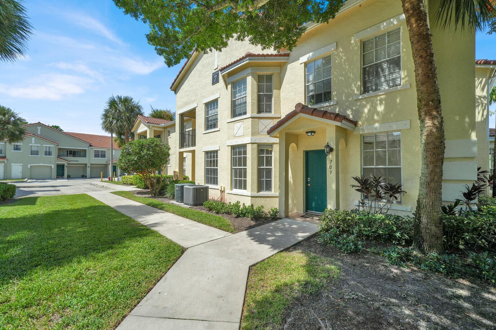 709 BELMONT Place # 709, Boynton Beach FL 33436