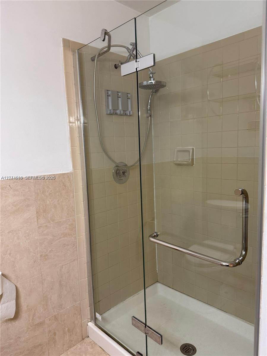 20800 NE 8th Ct # 17, Miami FL 33179 photo 4
