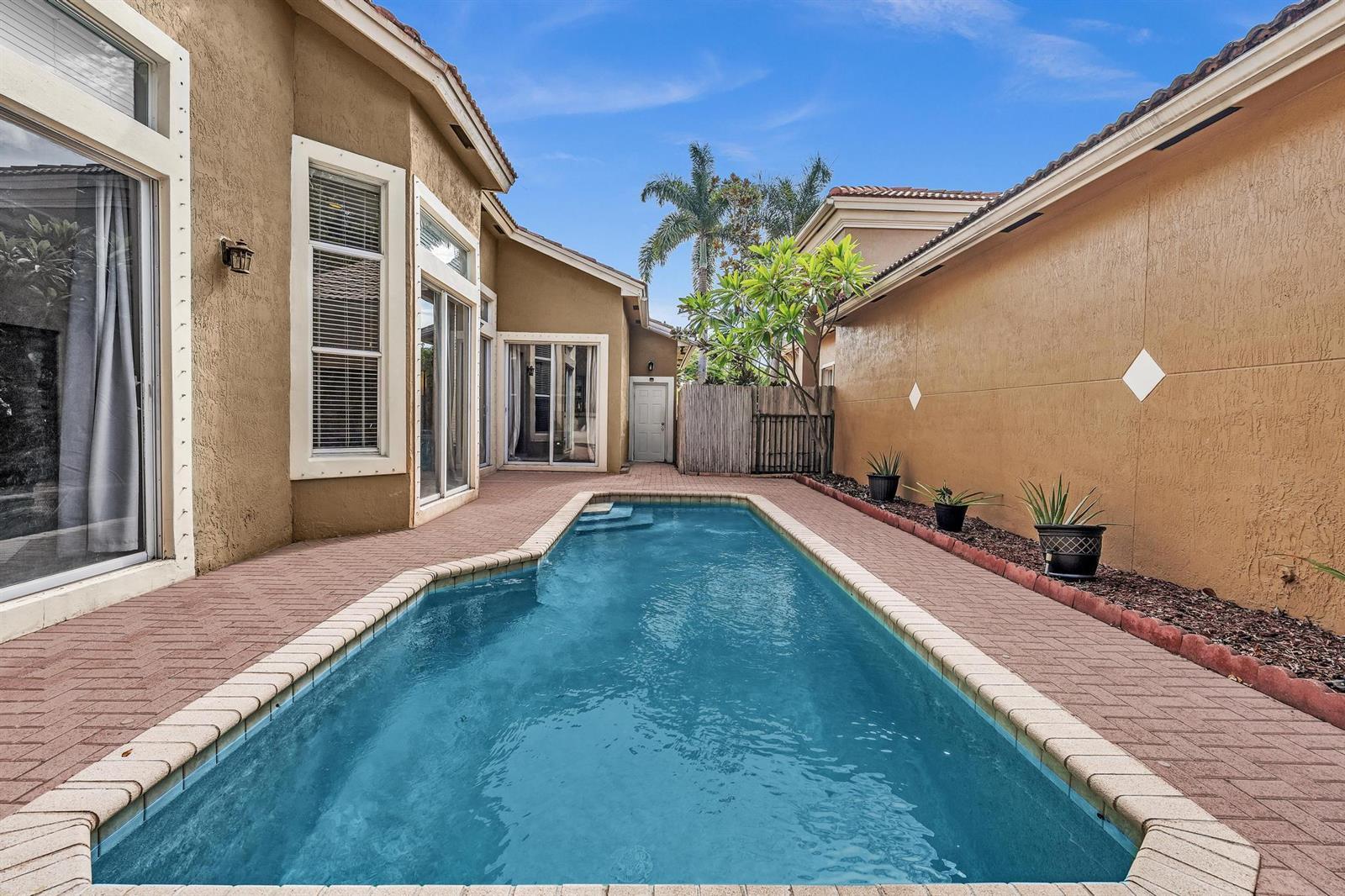5828 NW 121st Avenue, Coral Springs FL 33076 photo 3
