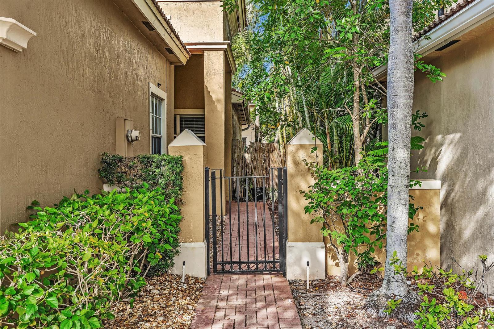 5828 NW 121st Avenue, Coral Springs FL 33076 photo 5