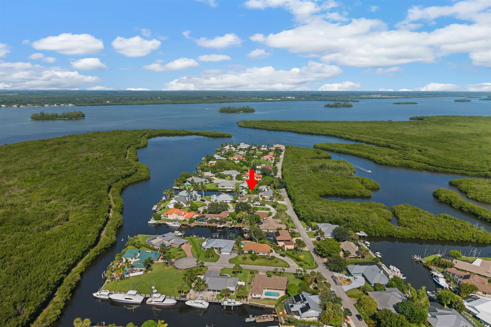 121 Queen Eugenia Court, Fort Pierce FL 34949 photo 3