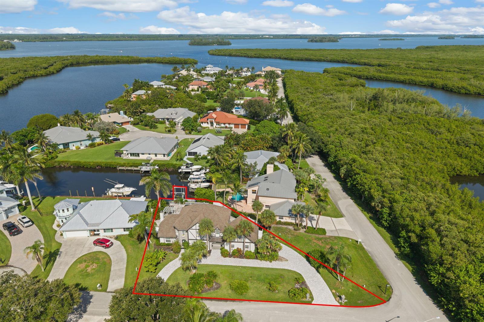121 Queen Eugenia Court, Fort Pierce FL 34949