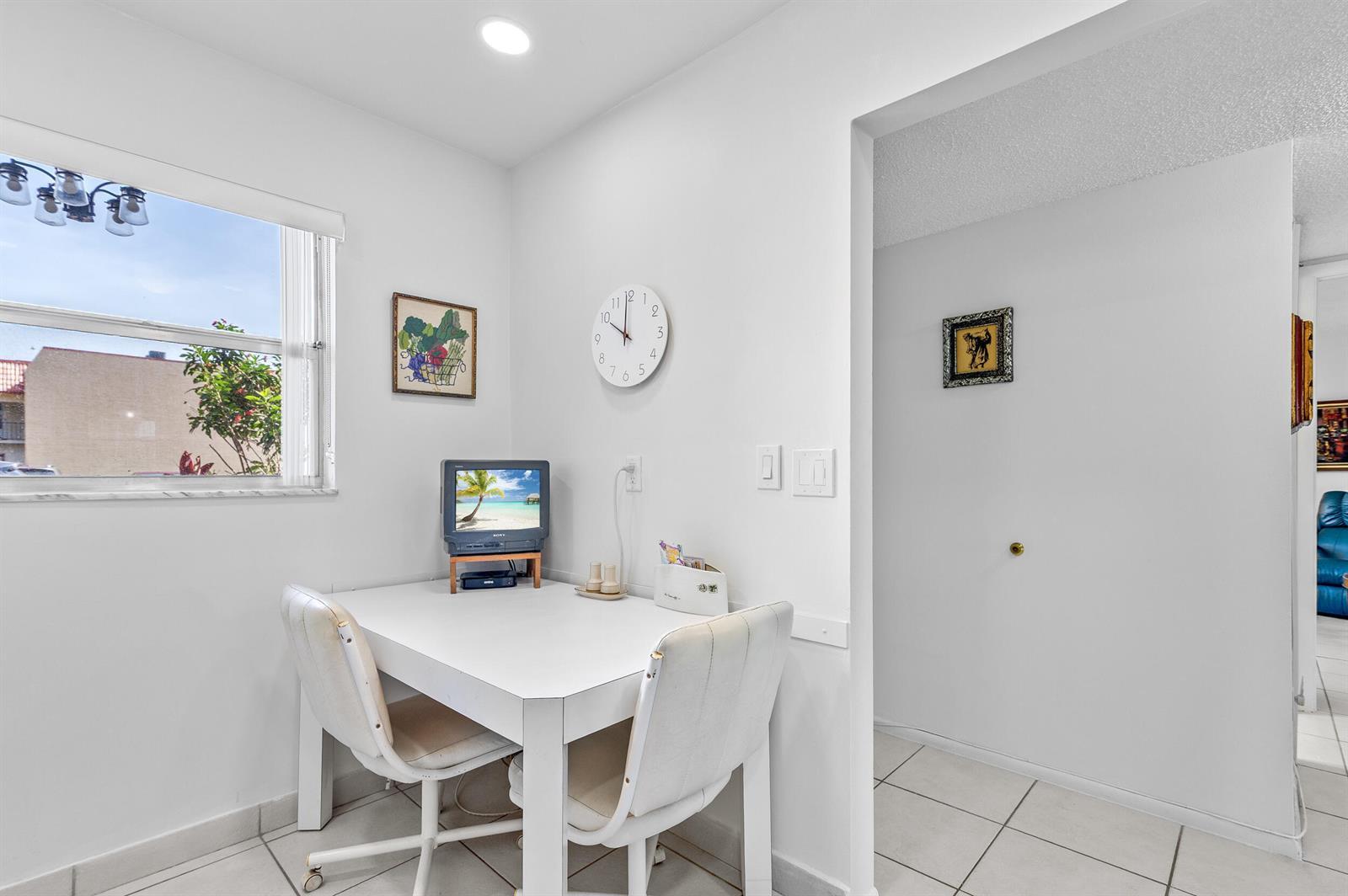 144 LAKE CAROL Drive, West Palm Beach FL 33411 photo 3
