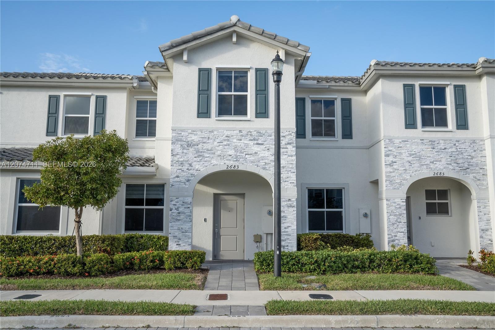2683 SE 19th St, Homestead FL 33035
