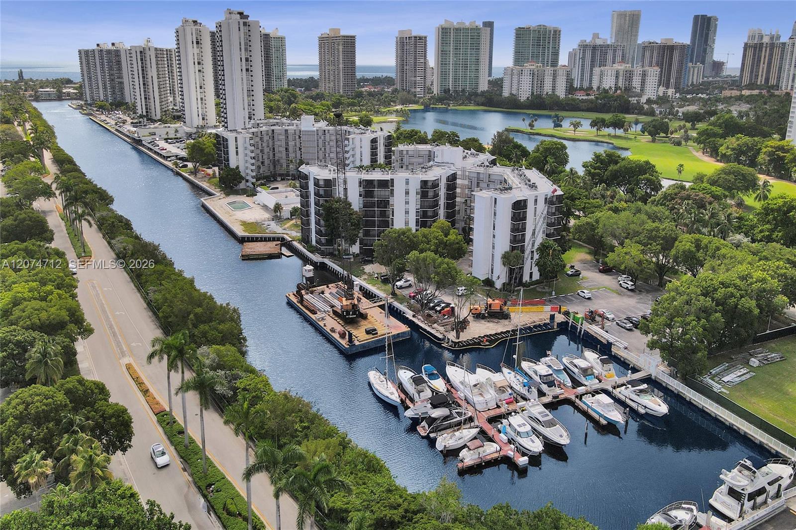 3401 N Country Club Dr, Aventura FL 33180 photo 4