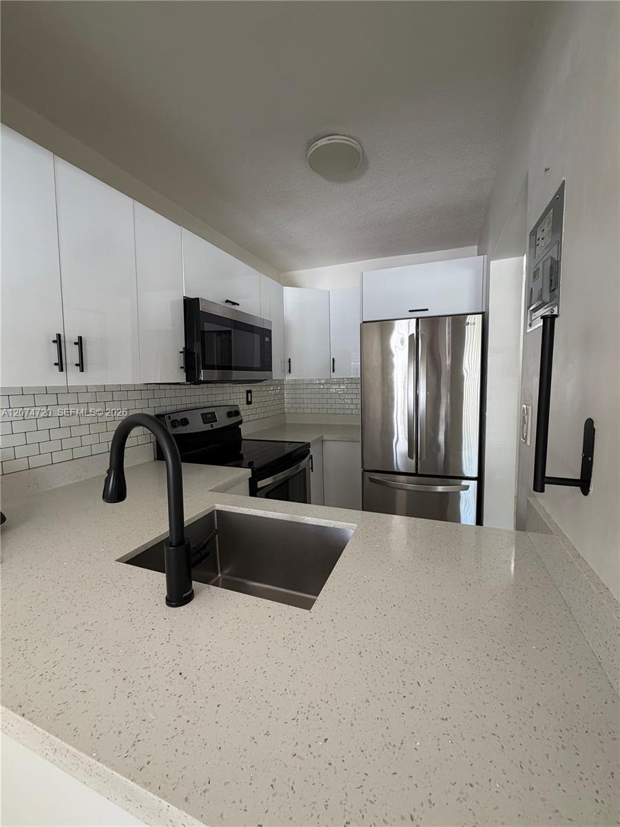 755 SW 6th St # 6, Miami FL 33130 photo 5
