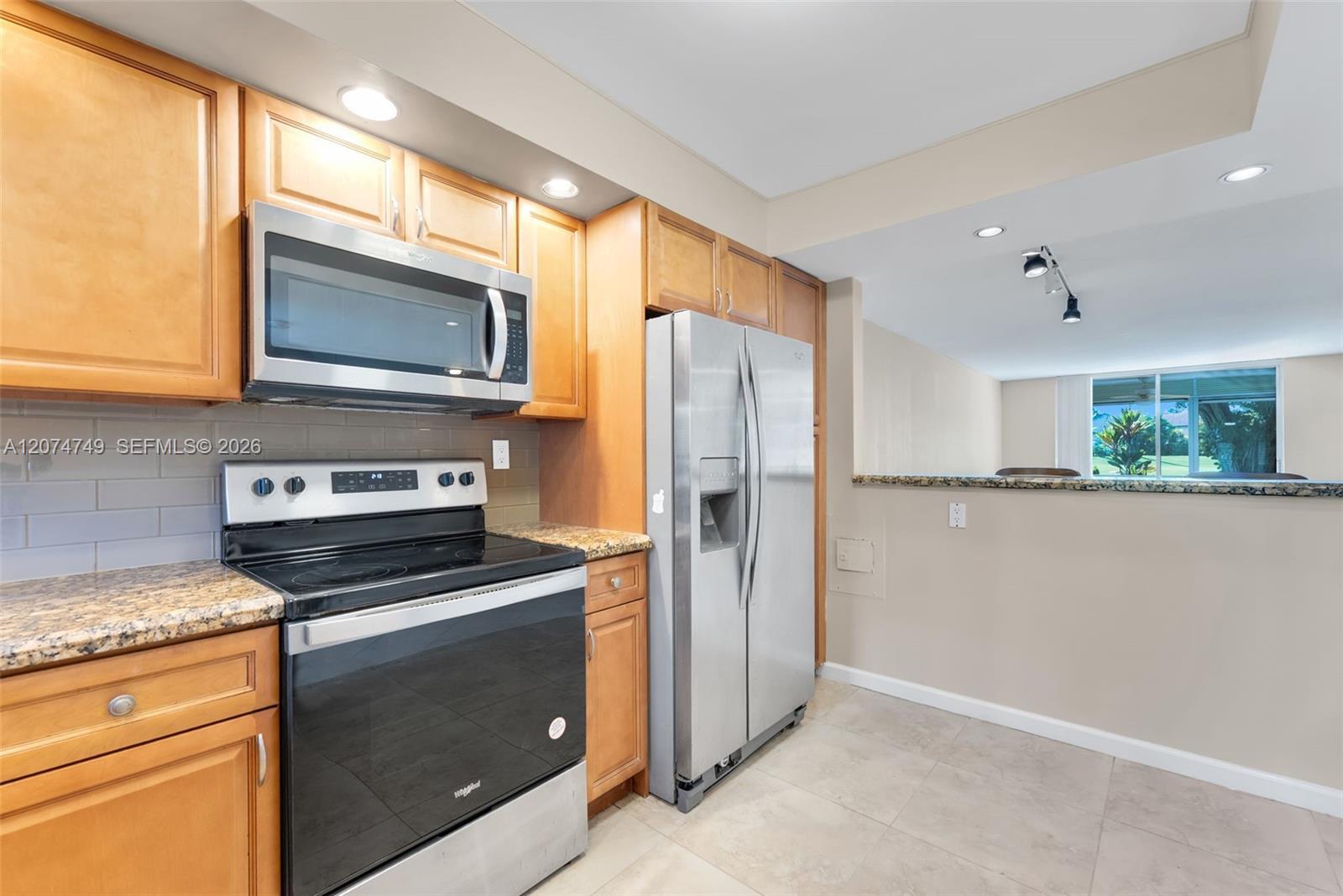 9811 N Hollybrook Lake Dr # 103, Pembroke Pines FL 33025 photo 5