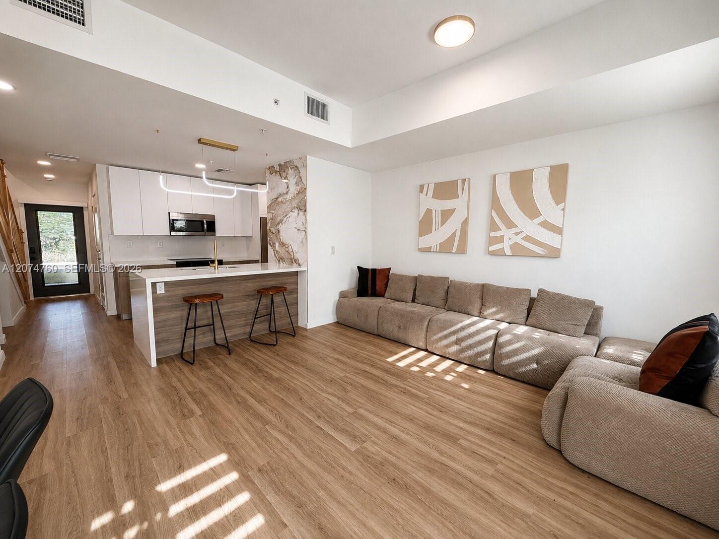 2511 Pierce St # 7, Hollywood FL 33020 photo 2