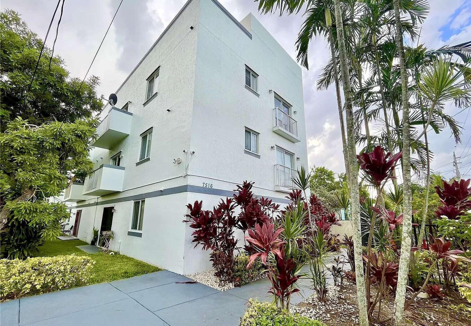 7516 NE 1 Avenue # 302, Miami FL 33138