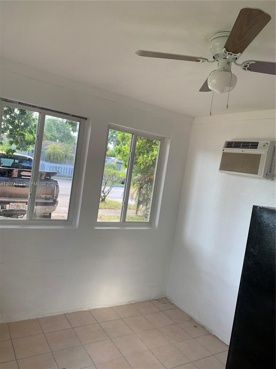 1901 E 5th Ave # B, Hialeah FL 33013 photo 2