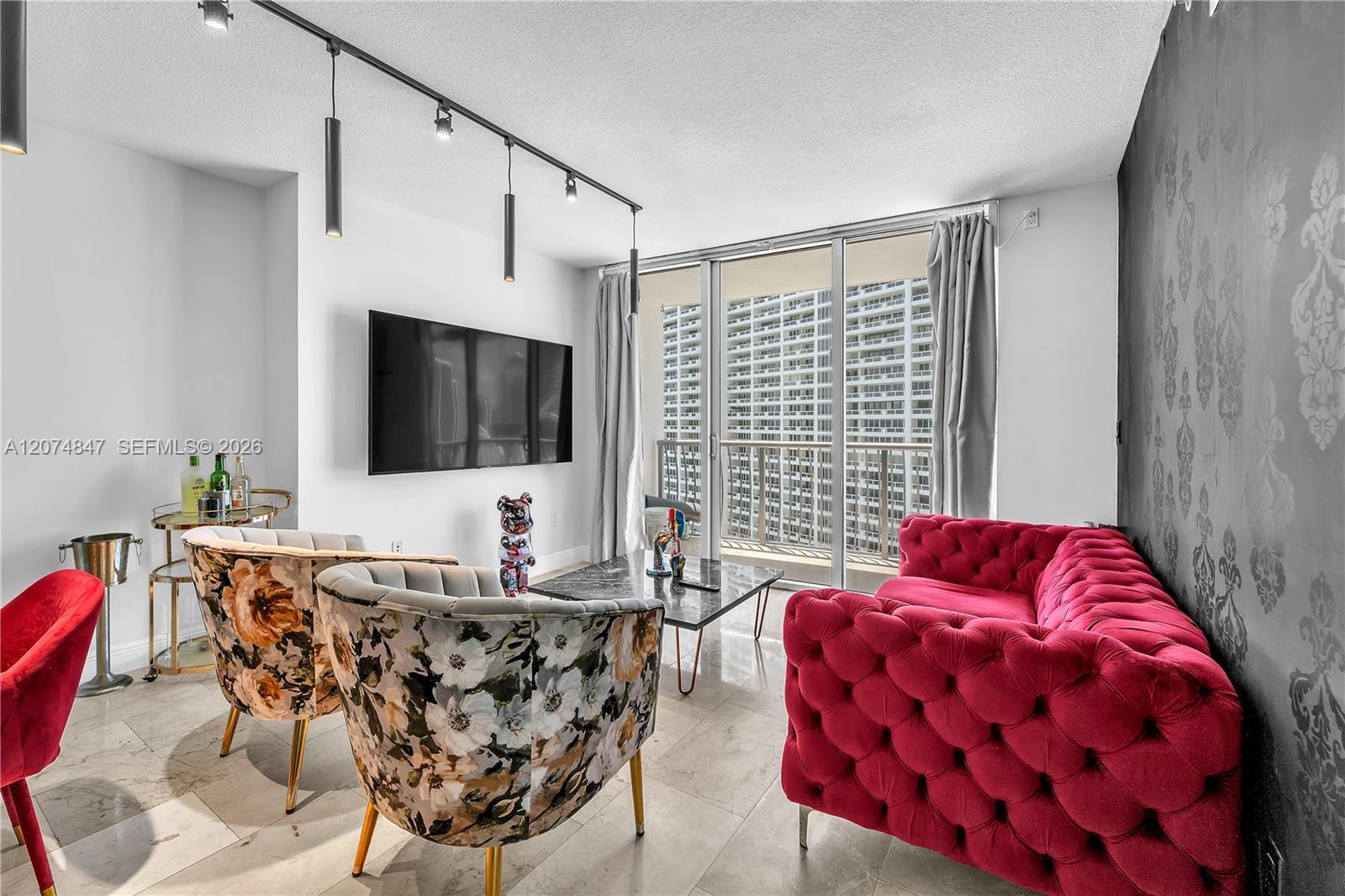 1750 Bayshore Drive # 2004, Miami FL 33132 photo 2