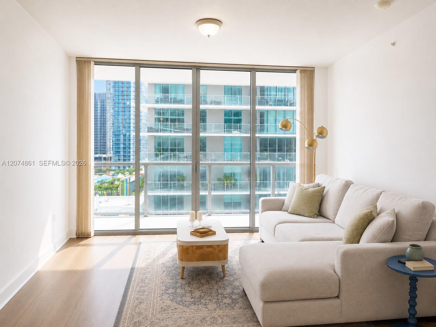 Miami, FL 33130 photo 2