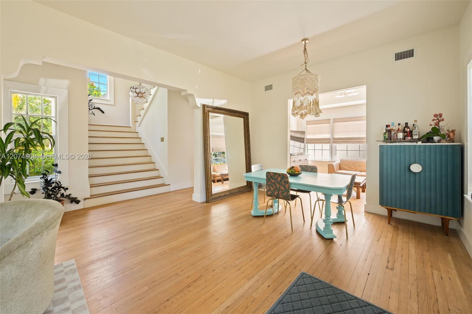 524 W 47th St, Miami Beach FL 33140 photo 4