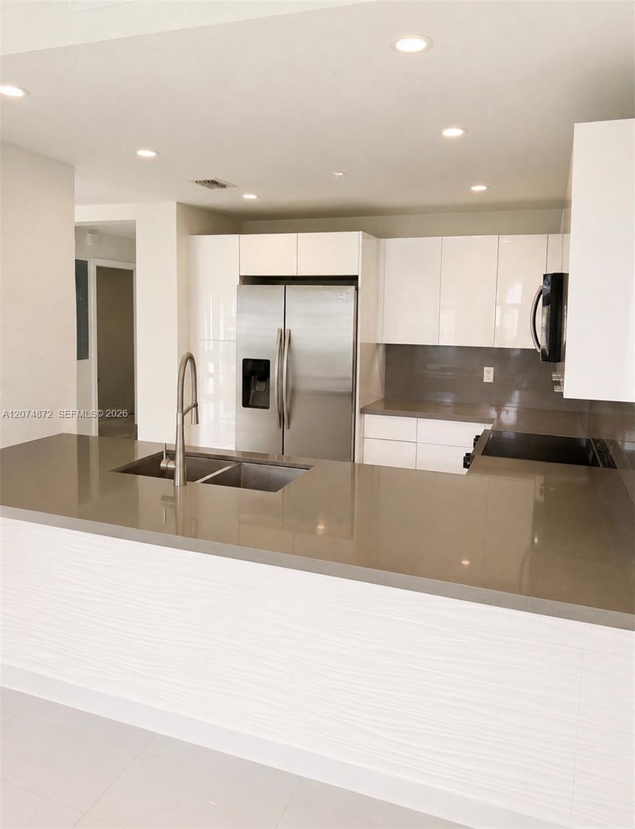 10855 NW 88th Ter # 202, Doral FL 33178 photo 4