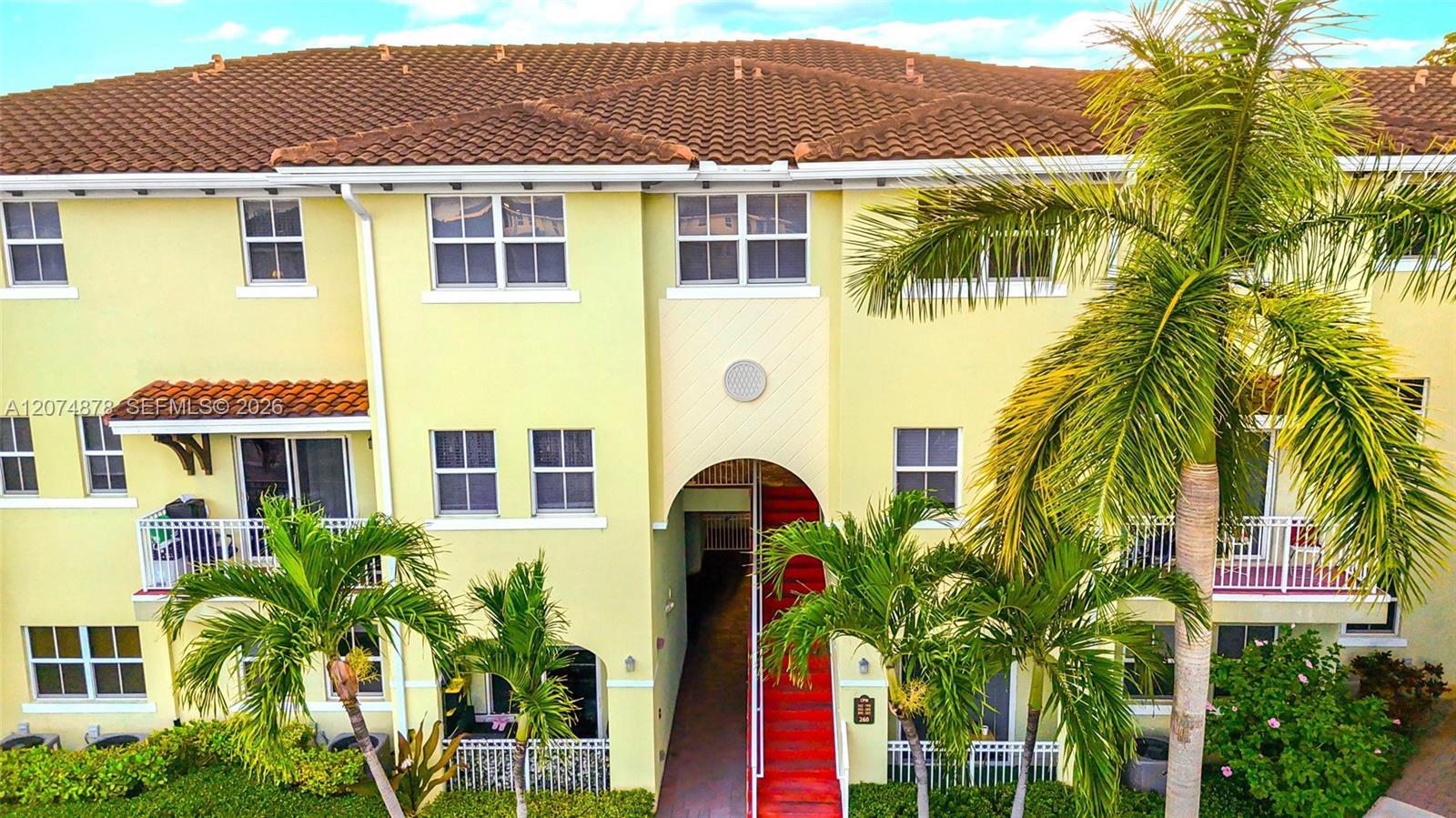 260 NW 109th Ave # 204, Miami FL 33172