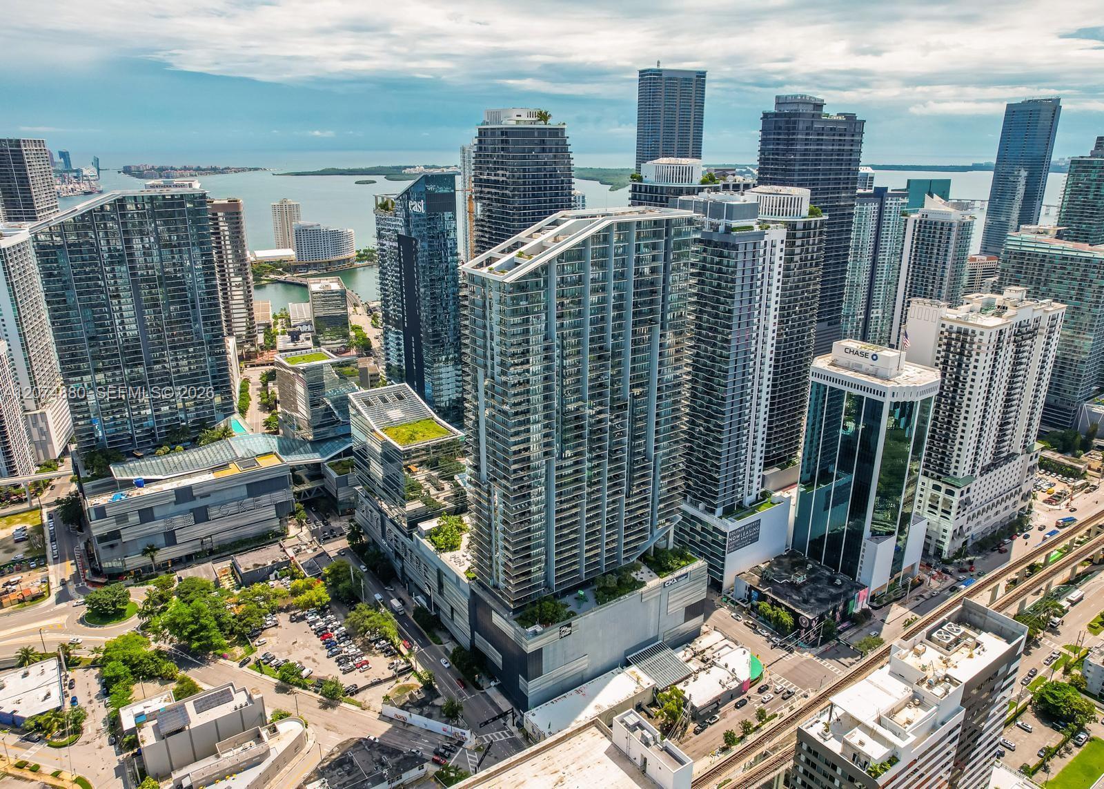 88 SW 7 # 2112, Miami FL 33130 photo 2