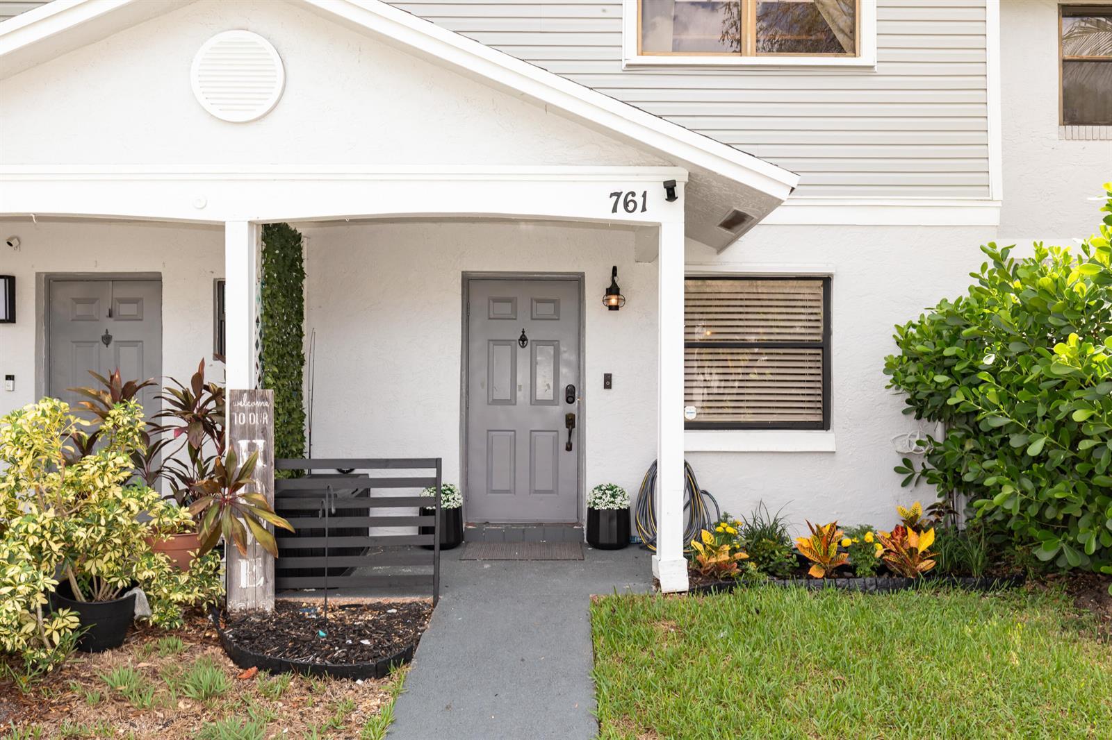 761 NW 106th Avenue, Pembroke Pines FL 33026 photo 3
