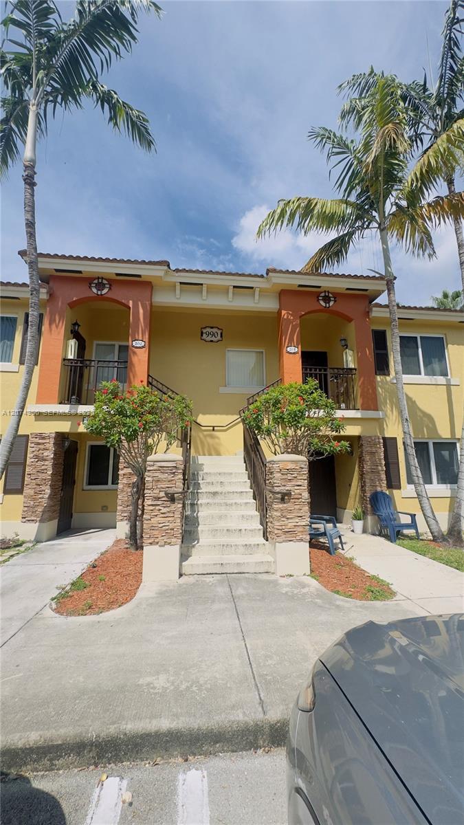 990 NE 33rd Ter # 202, Homestead FL 33033 photo 2