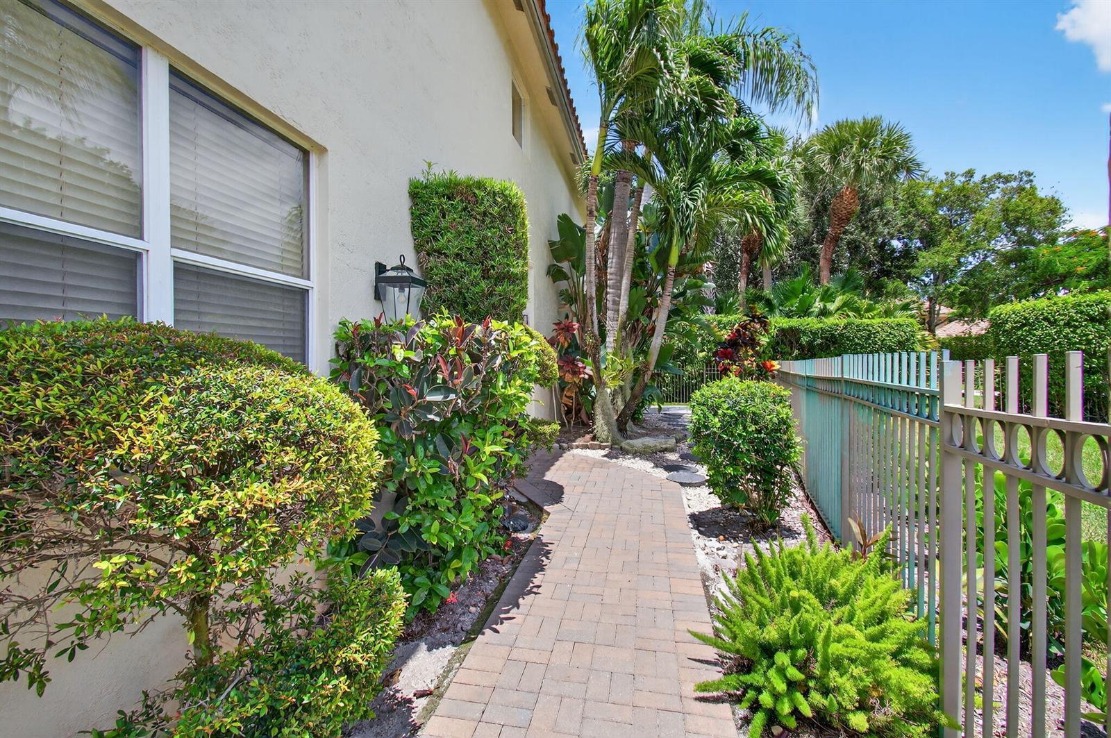2621 NW 53rd Drive, Boca Raton FL 33496 photo 3