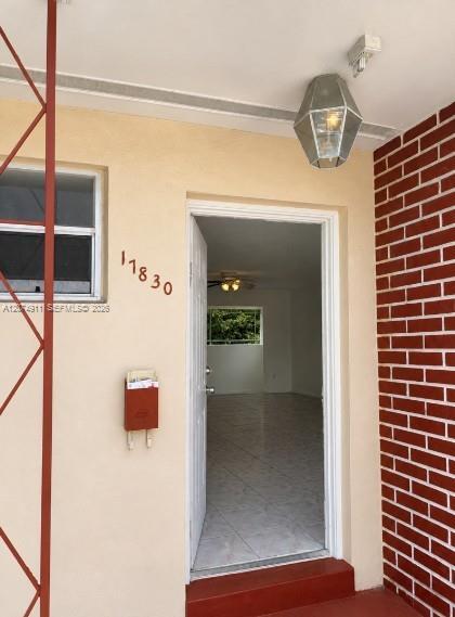 17830 NW 14th Pl, Miami Gardens FL 33169 photo 2