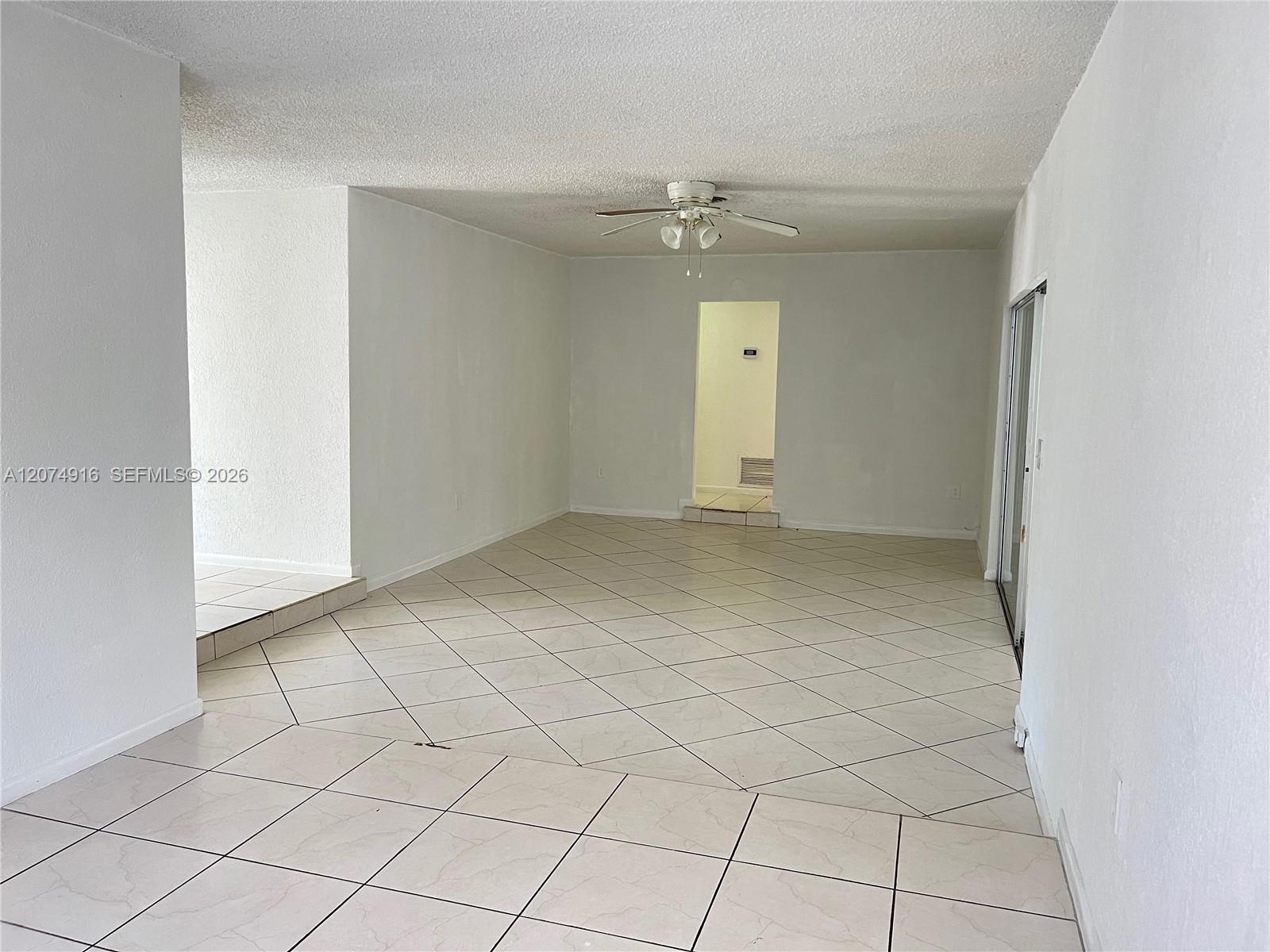 5966 NW 15th Ct, Sunrise FL 33313 photo 4