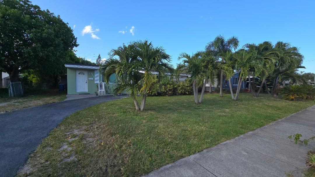 911 NE 58TH Street, Oakland Park FL 33334 photo 3