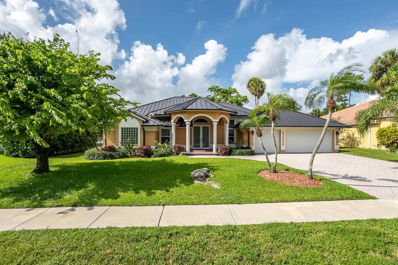 15622 CYPRESS PARK Drive, Wellington FL 33414 photo 5