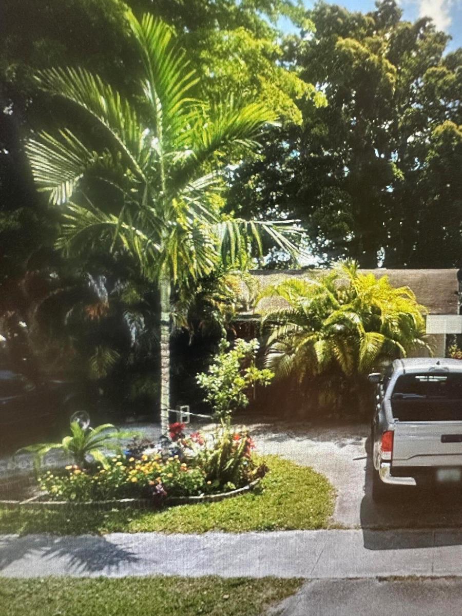 7520 SW 9TH Street, North Lauderdale FL 33068