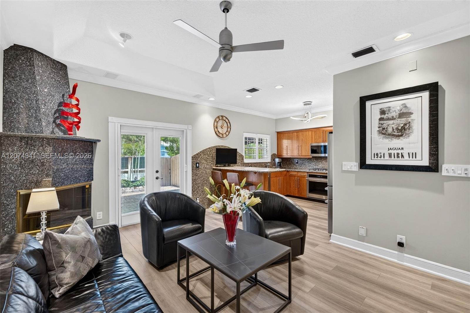 362 NE 7th Ave, Fort Lauderdale FL 33301 photo 4