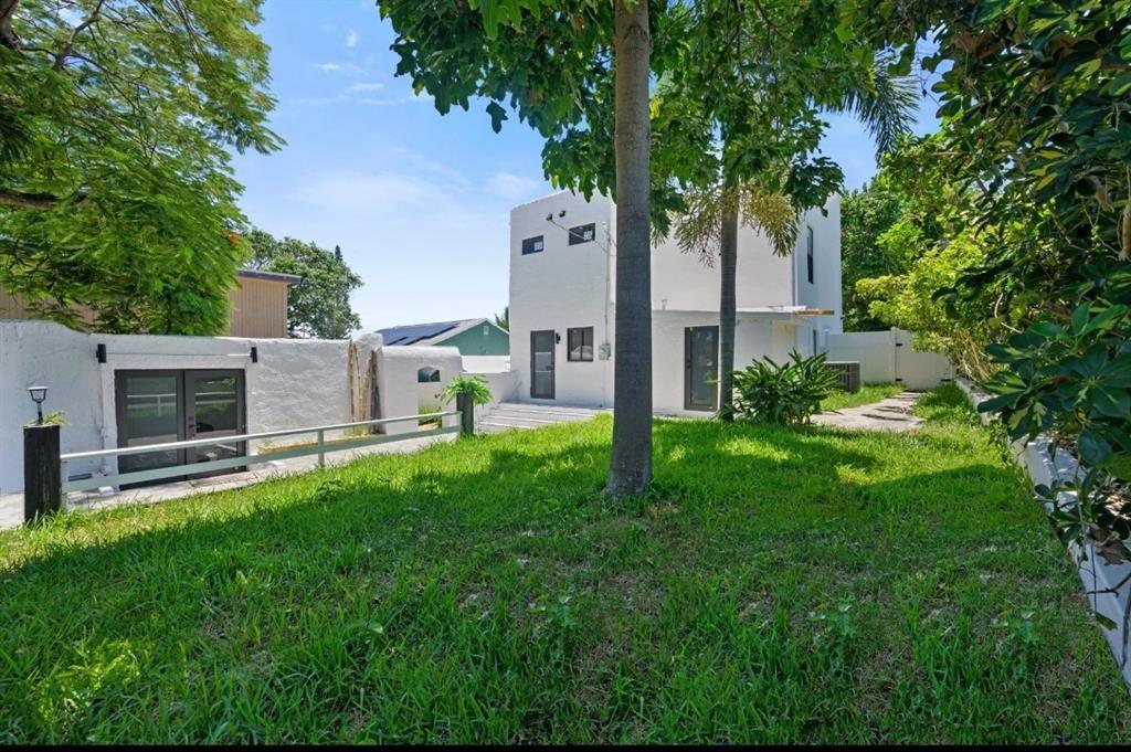 823 33RD Street, West Palm Beach FL 33407 photo 3