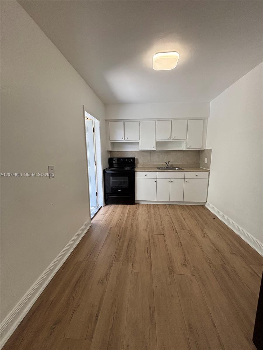 951 SW 5th St # 1, Miami FL 33130