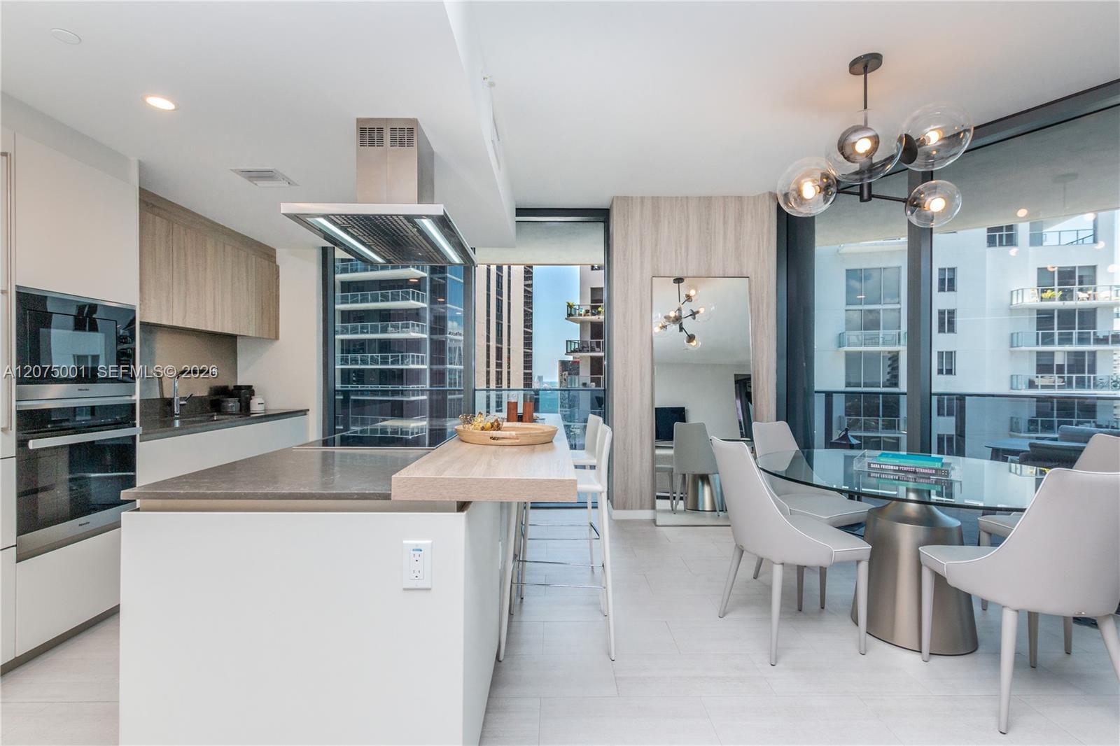 1000 Brickell Plz # 3201, Miami FL 33131 photo 3
