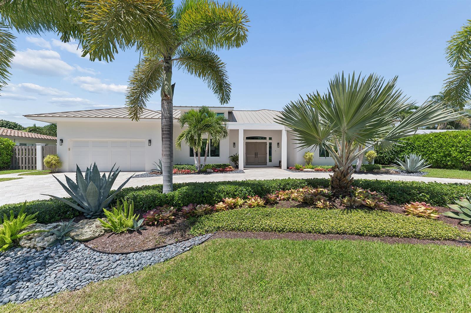 115 NE 16TH Court, Delray Beach FL 33444 photo 2